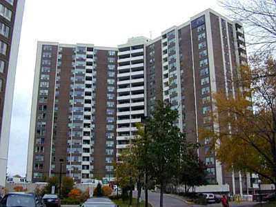 1212 - 5 Vicora Linkway, Condo with 2 bedrooms, 1 bathrooms and 1 parking in Toronto ON | Image 1