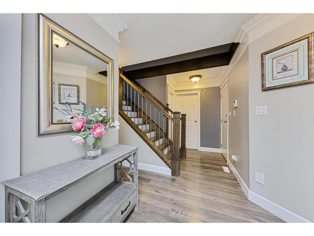 15153 96a Avenue, House detached with 4 bedrooms, 3 bathrooms and 4 parking in Surrey BC | Image 4