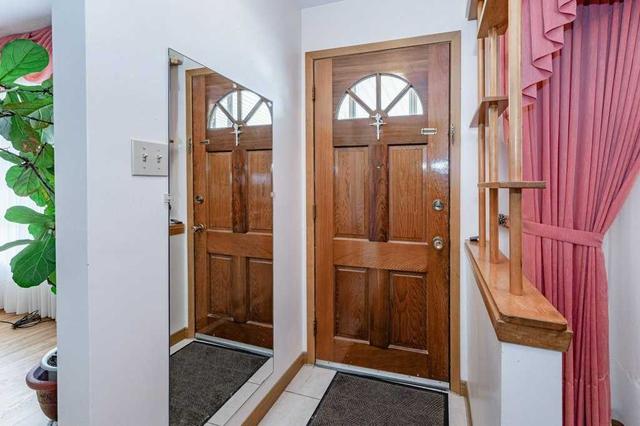 2282 King St E, House detached with 3 bedrooms, 2 bathrooms and 5 parking in Hamilton ON | Image 36