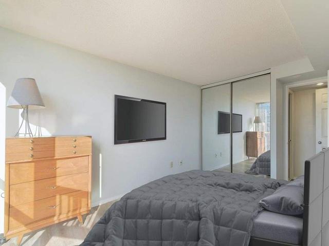 ph10 - 701 King St W, Condo with 2 bedrooms, 2 bathrooms and 1 parking in Toronto ON | Image 9