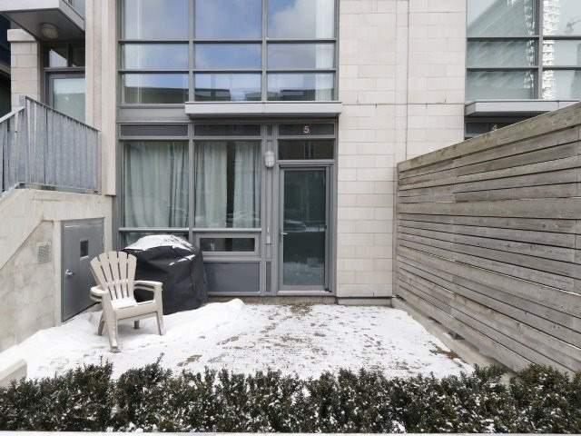 Th 5 - 57 East Liberty St, Townhouse with 1 bedrooms, 2 bathrooms and 1 parking in Toronto ON | Image 2