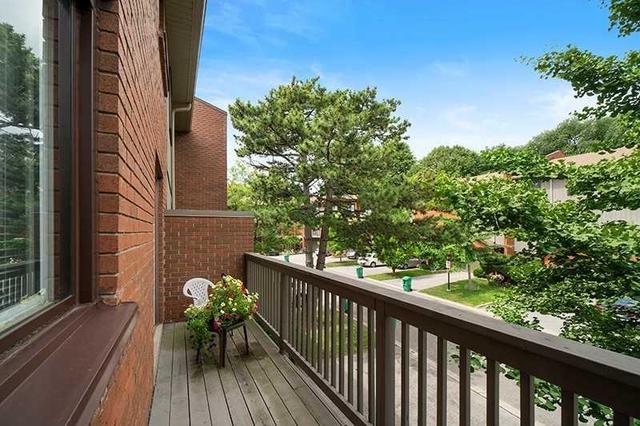 24 - 1855 Maple Ridge Dr, Townhouse with 3 bedrooms, 3 bathrooms and 1 parking in Mississauga ON | Image 11