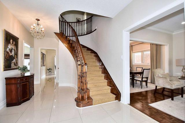 178 Shaftsbury Ave, House detached with 4 bedrooms, 4 bathrooms and 4 parking in Richmond Hill ON | Image 35