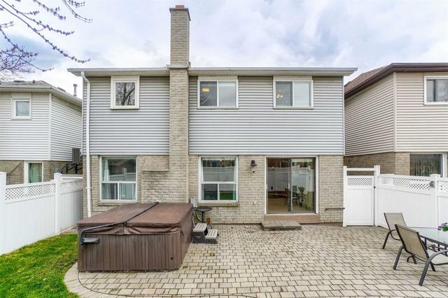 29 Nanport St, House detached with 4 bedrooms, 4 bathrooms and 5 parking in Brampton ON | Image 15