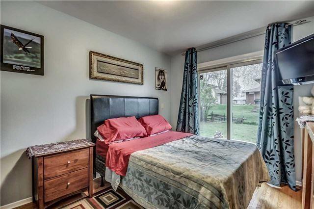upper - 320 Central Park Blvd N, House detached with 3 bedrooms, 1 bathrooms and 3 parking in Oshawa ON | Image 10