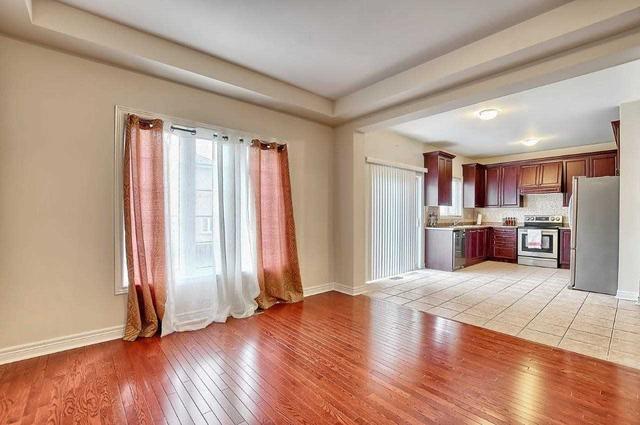 3 Silver Willow Tr, House detached with 4 bedrooms, 4 bathrooms and 6 parking in Brampton ON | Image 8