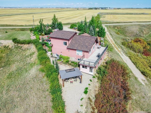 255075 Township Road 215a, House detached with 4 bedrooms, 3 bathrooms and 5 parking in Wheatland County AB | Image 44
