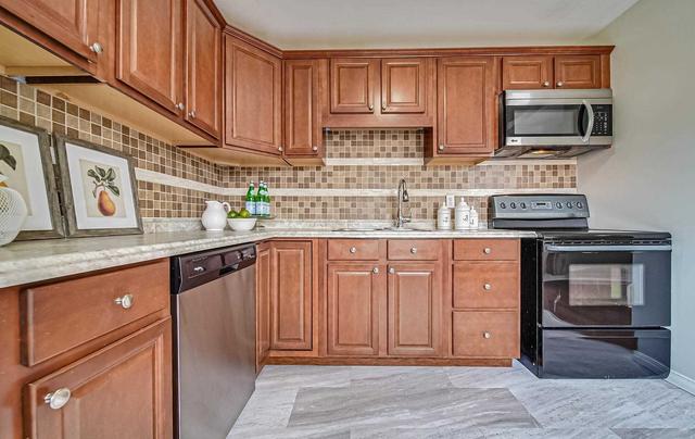 10 - 72 Martin Rd, Townhouse with 3 bedrooms, 2 bathrooms and 2 parking in Clarington ON | Image 25