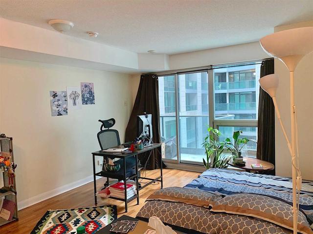 413 - 600 Fleet St W, Condo with 0 bedrooms, 1 bathrooms and 0 parking in Toronto ON | Image 12
