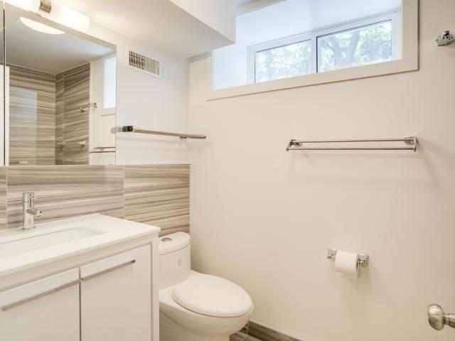 Lower - 12 Arlington Ave, House detached with 1 bedrooms, 1 bathrooms and null parking in Toronto ON | Image 15