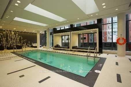 ph505 - 770 Bay St, Condo with 1 bedrooms, 1 bathrooms and 1 parking in Toronto ON | Image 4