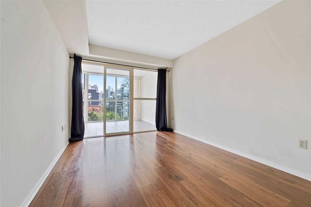 809 - 701 King St W, Condo with 2 bedrooms, 2 bathrooms and 1 parking in Toronto ON | Image 7