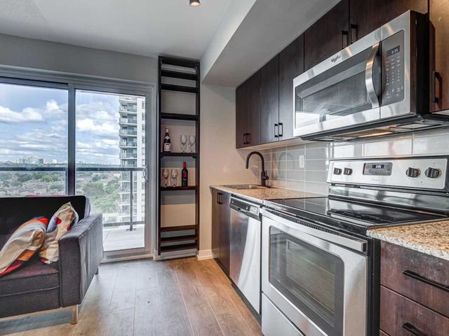 1310 - 1420 Dupont St, Condo with 2 bedrooms, 1 bathrooms and 0 parking in Toronto ON | Image 2