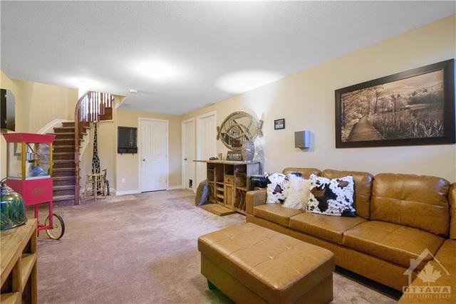1843 Arrowgrass Way, Townhouse with 3 bedrooms, 3 bathrooms and 2 parking in Ottawa ON | Image 22
