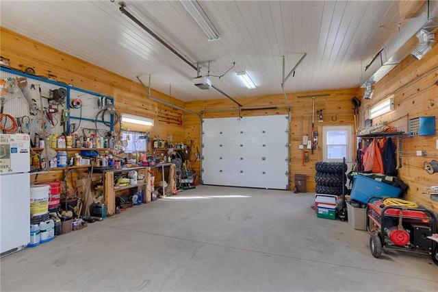 8731 60 Highway, House detached with 3 bedrooms, 1 bathrooms and 6 parking in North Algona Wilberforce ON | Image 6