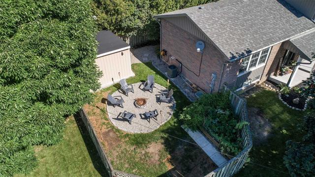 731 Applewood Cres, House detached with 4 bedrooms, 3 bathrooms and 4 parking in Milton ON | Image 30