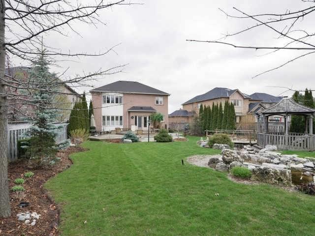 1247 Glenashton Dr, House detached with 4 bedrooms, 5 bathrooms and 6 parking in Oakville ON | Image 2