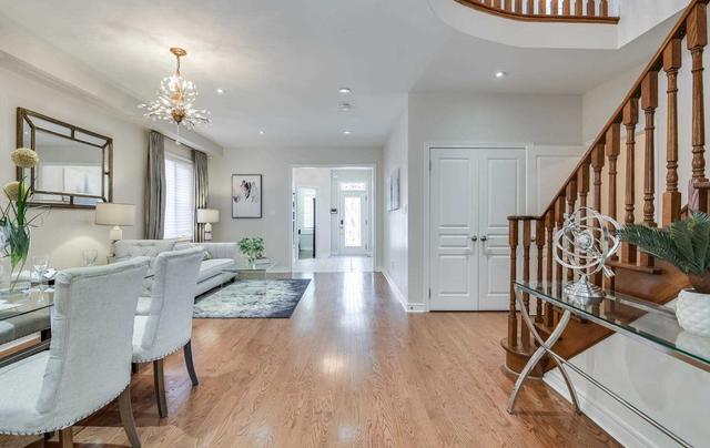 6 Napa Hill Crt, House detached with 4 bedrooms, 5 bathrooms and 7 parking in Vaughan ON | Image 8