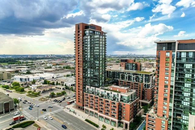 712 - 830 Lawrence Avenue West, Condo with 2 bedrooms, 2 bathrooms and 1 parking in Toronto ON | Image 2