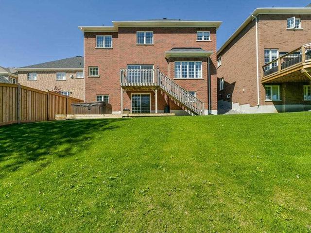 2033 Magee Crt, House detached with 4 bedrooms, 5 bathrooms and 6 parking in Oshawa ON | Image 20