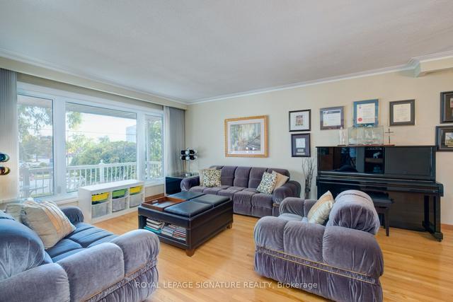 64 Patrick Blvd, House detached with 3 bedrooms, 3 bathrooms and 4 parking in Toronto ON | Image 24