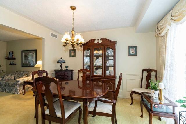 74 Andover Dr, House detached with 3 bedrooms, 3 bathrooms and 3 parking in London ON | Image 2