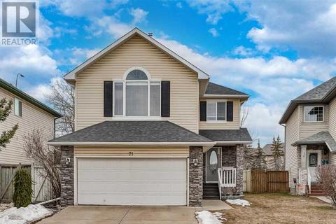 71 Wentworth Circle Sw, House detached with 4 bedrooms, 3 bathrooms and 4 parking in Calgary AB | Card Image