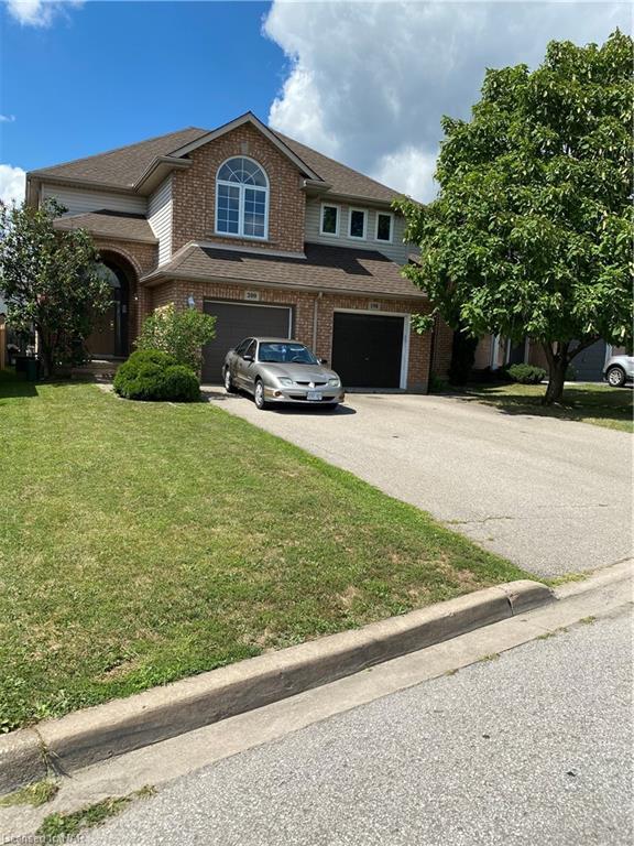200 Summers Drive, House semidetached with 3 bedrooms, 1 bathrooms and 2 parking in Thorold ON | Image 1