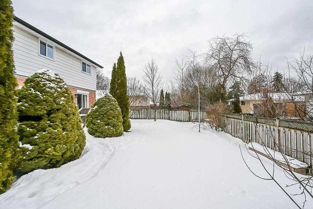 532 Richardson Crt, House detached with 4 bedrooms, 2 bathrooms and 3 parking in Burlington ON | Image 21