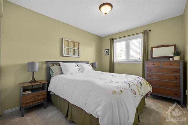11 Maurya Court, Townhouse with 3 bedrooms, 3 bathrooms and 2 parking in Ottawa ON | Image 16