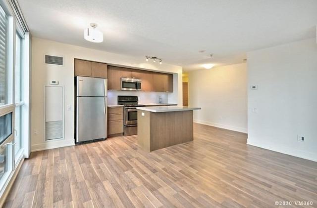 610 - 23 Sheppard Ave E, Condo with 2 bedrooms, 2 bathrooms and 1 parking in Toronto ON | Image 2