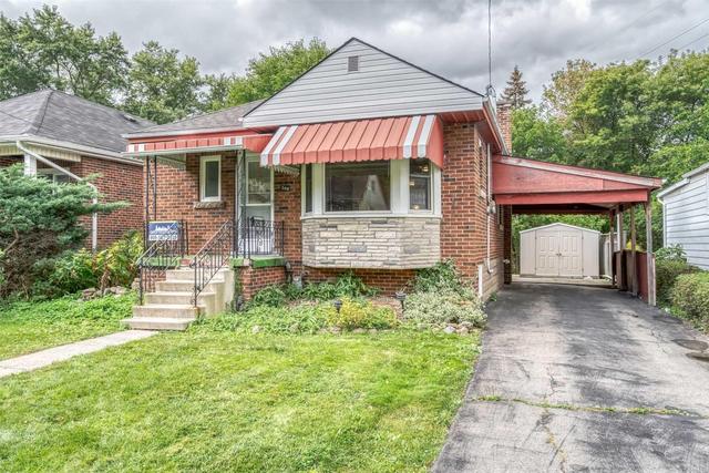 206 Bowman St, House detached with 3 bedrooms, 2 bathrooms and 4 parking in Hamilton ON | Image 3