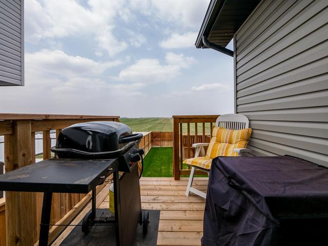 898 Greywolf Run N, House detached with 4 bedrooms, 3 bathrooms and 2 parking in Lethbridge AB | Image 41