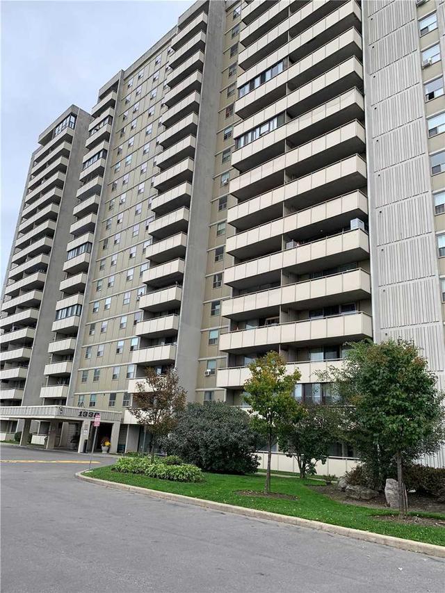 1003 - 1338 York Mills Rd, Condo with 2 bedrooms, 1 bathrooms and 1 parking in Toronto ON | Image 1