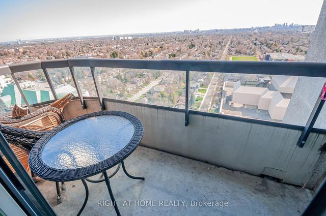 2703 - 33 Empress Ave, Condo with 2 bedrooms, 2 bathrooms and 1 parking in Toronto ON | Image 13