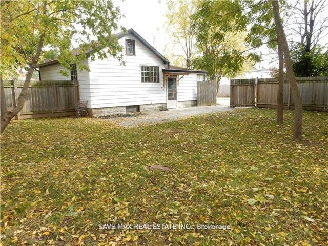 6159 Franklin Ave, House detached with 2 bedrooms, 1 bathrooms and 1 parking in Niagara Falls ON | Image 6