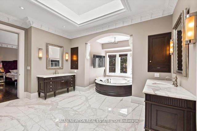 5 Swiftdale Pl, House detached with 4 bedrooms, 5 bathrooms and 7 parking in Toronto ON | Image 24