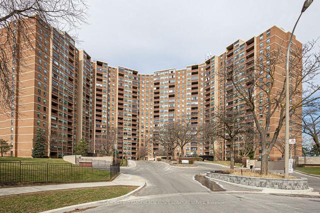 1005 - 716 The West Mall, Condo with 1 bedrooms, 1 bathrooms and 1 parking in Toronto ON | Image 1