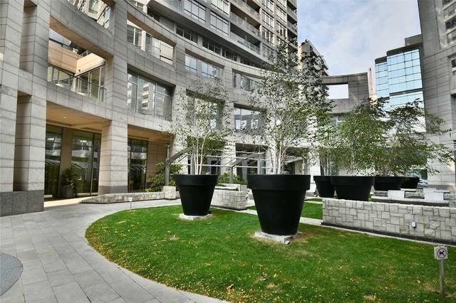 3212 - 2191 Yonge St, Condo with 1 bedrooms, 1 bathrooms and 0 parking in Toronto ON | Image 26