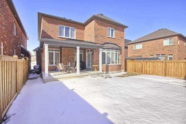 170 Gibson Circ, House detached with 4 bedrooms, 5 bathrooms and 6 parking in Bradford West Gwillimbury ON | Image 24