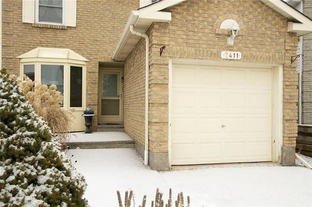 2411 Paula Court, House detached with 3 bedrooms, 1 bathrooms and 3 parking in Burlington ON | Image 3