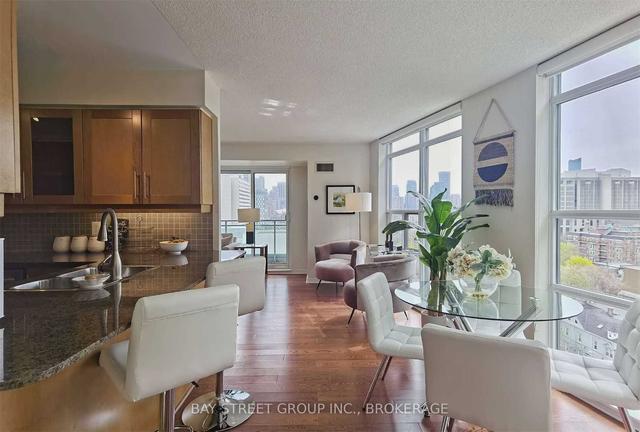 1110 - 736 Spadina Ave, Condo with 2 bedrooms, 2 bathrooms and 1 parking in Toronto ON | Image 23