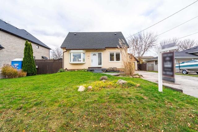 130 Corman Ave, House detached with 3 bedrooms, 2 bathrooms and 5 parking in Hamilton ON | Image 1