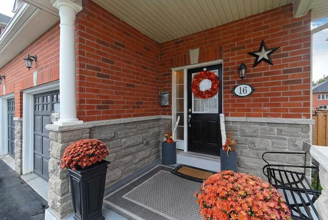 16 Bud Doucette Crt, House attached with 3 bedrooms, 3 bathrooms and 4 parking in Uxbridge ON | Image 12
