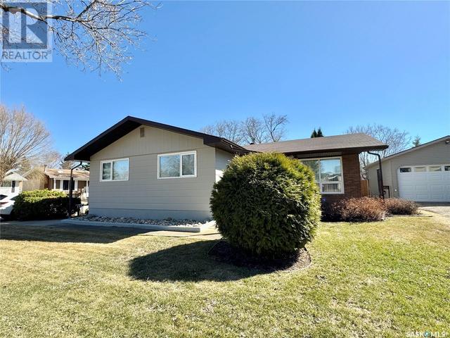 670 Buchanan Drive, House detached with 3 bedrooms, 2 bathrooms and null parking in Prince Albert SK | Image 19