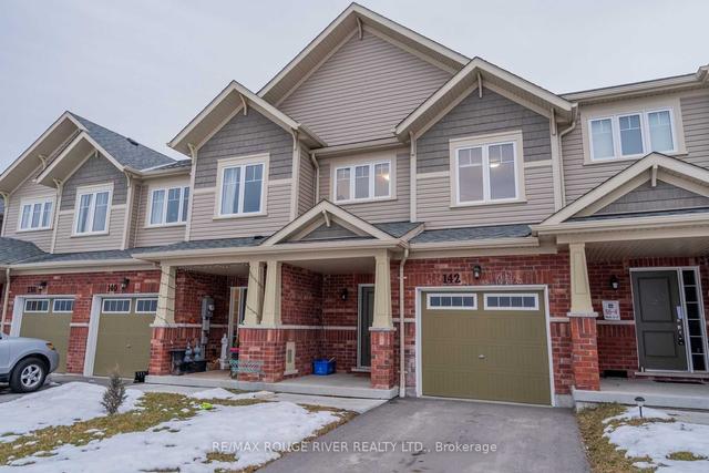 142 Symington Ave, House attached with 3 bedrooms, 3 bathrooms and 3 parking in Oshawa ON | Image 1