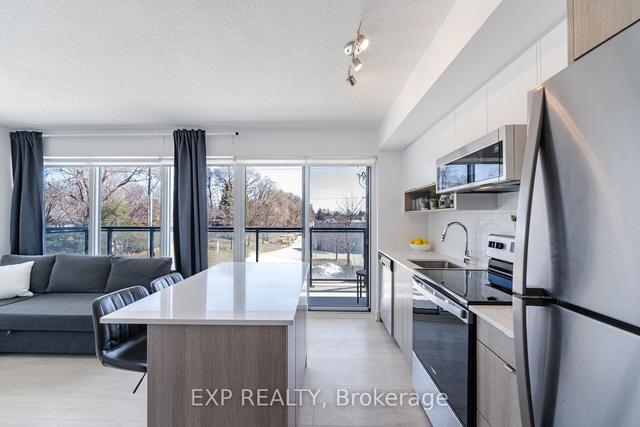 a216 - 1117 Cooke Blvd, Condo with 2 bedrooms, 2 bathrooms and 1 parking in Burlington ON | Image 2