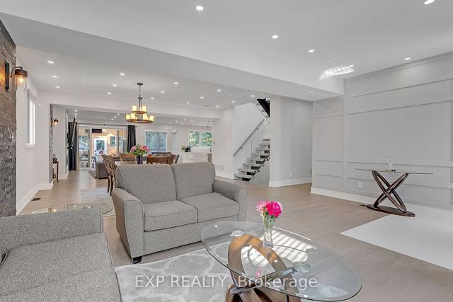 393 Burnhamthorpe Rd, House detached with 5 bedrooms, 6 bathrooms and 8 parking in Toronto ON | Image 7