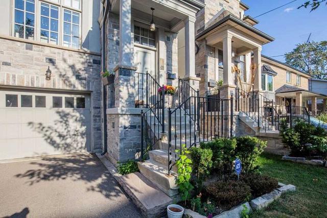 81 Milton St, House detached with 3 bedrooms, 5 bathrooms and 2 parking in Toronto ON | Image 1