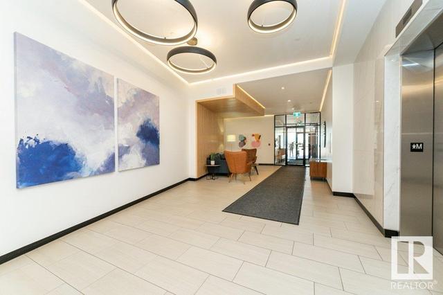 701 - 10028 119 St Nw, Condo with 2 bedrooms, 2 bathrooms and null parking in Edmonton AB | Image 6